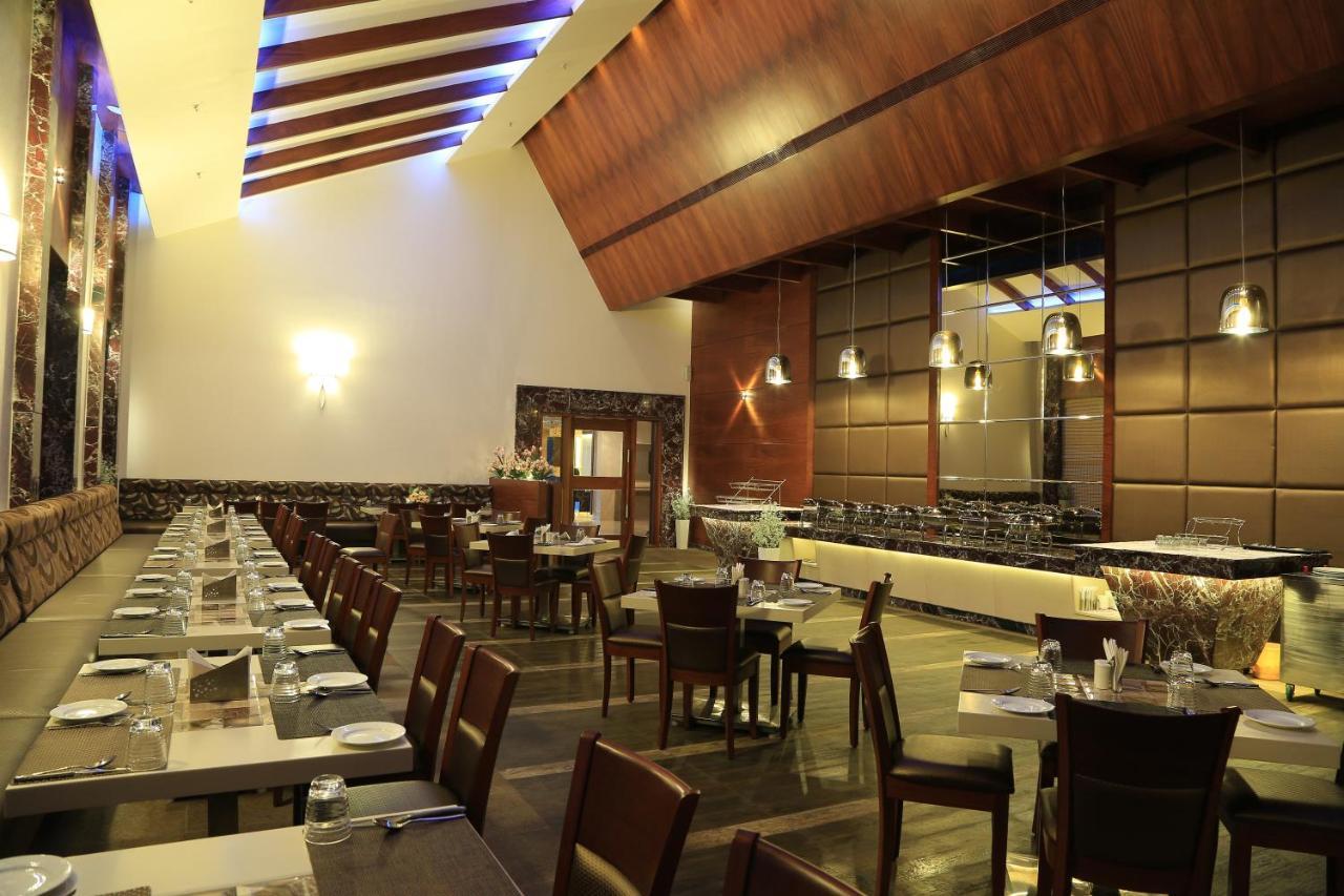 Dhanalakshmi Srinivasan Hotels Perambalur Extérieur photo