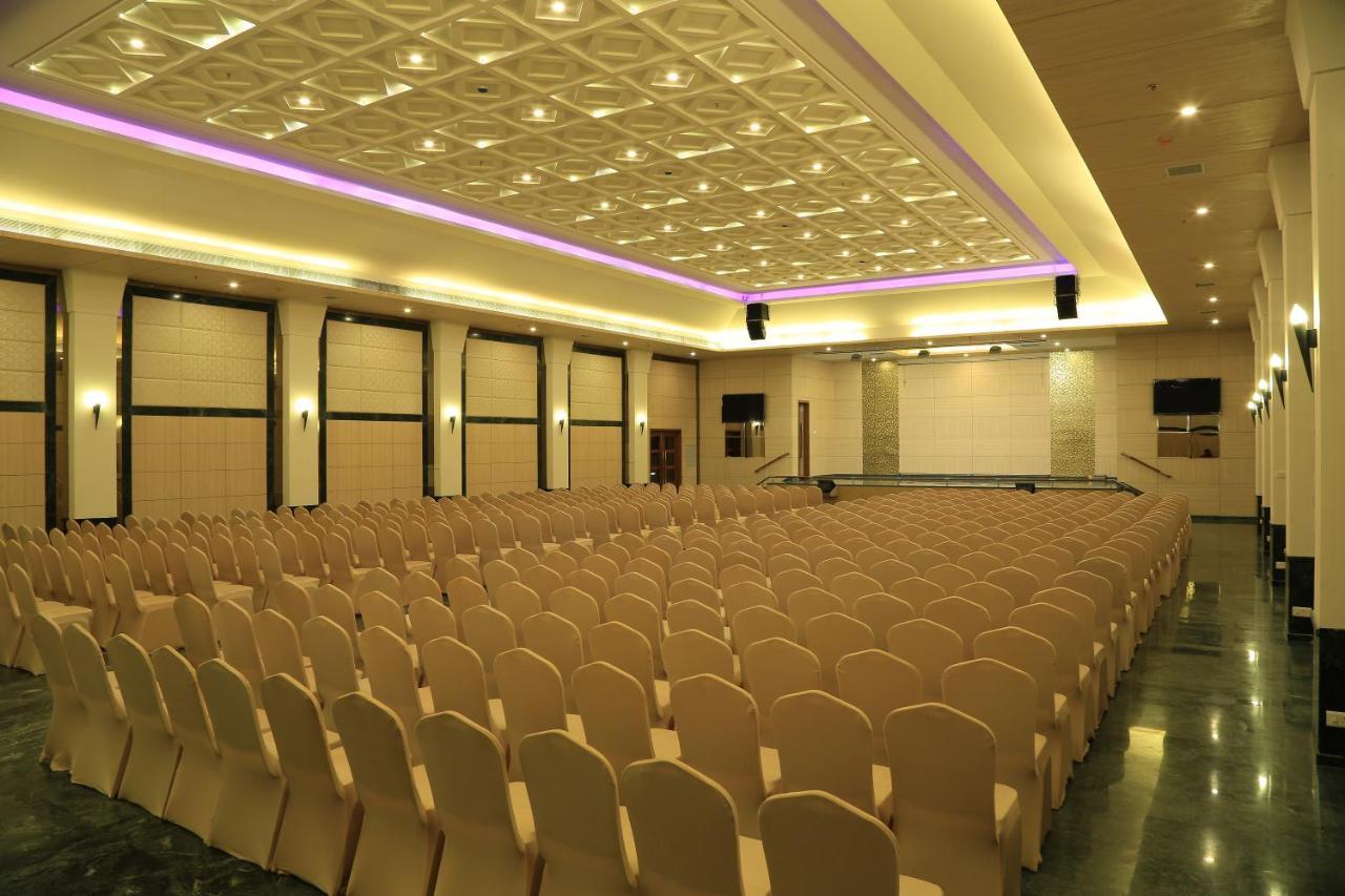 Dhanalakshmi Srinivasan Hotels Perambalur Extérieur photo